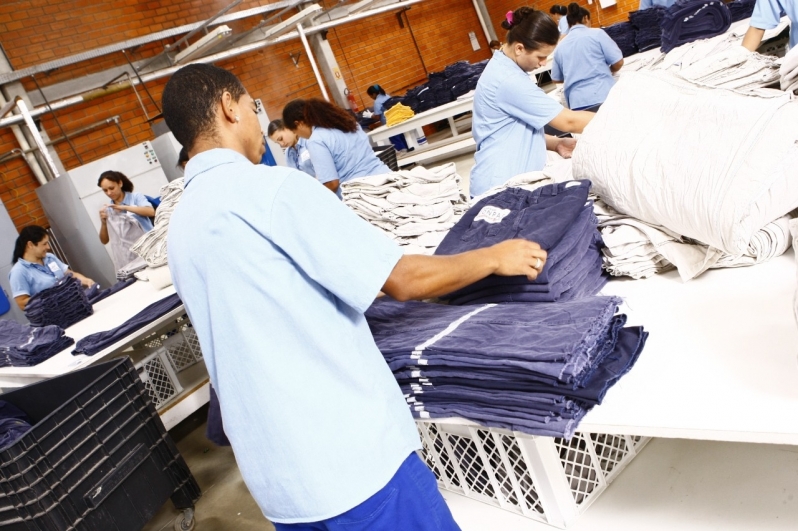 Lavanderia Industrial para Uniformes Piraquara - Lavanderia Industrial para Uniforme de Frigorífico